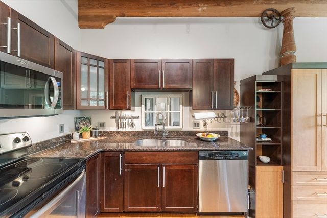 1511 Main St C305, Worcester, MA 01608