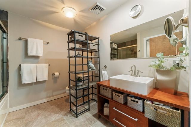 1511 Main St C305, Worcester, MA 01608