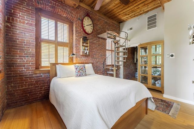 1511 Main St C305, Worcester, MA 01608