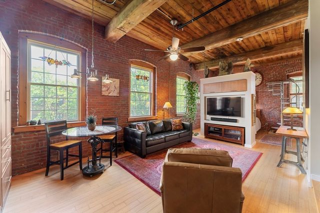 1511 Main St C305, Worcester, MA 01608
