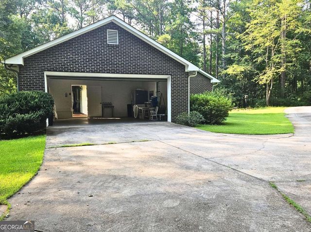 816 Bruce Jackson Road, Newnan, GA 30263