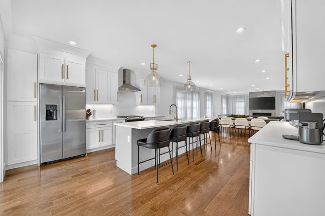 23 Evergreen Rd, Natick, MA 01760