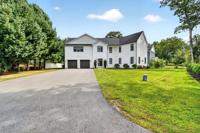 23 Evergreen Rd, Natick, MA 01760