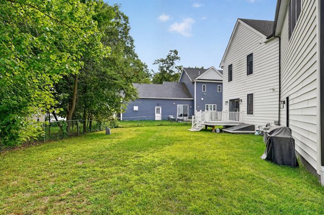 23 Evergreen Rd, Natick, MA 01760