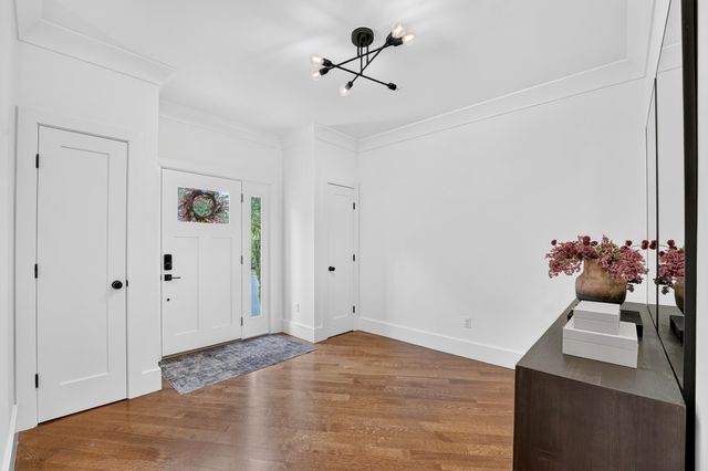 23 Evergreen Rd, Natick, MA 01760