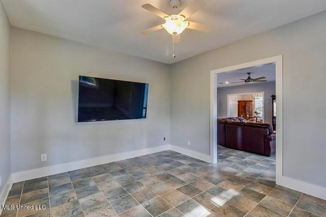 138 Saint Charles Street, Bay Saint Louis, MS 39520