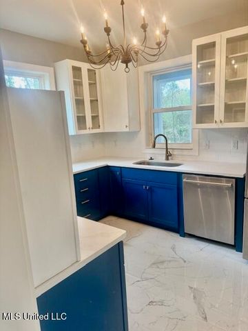 138 Saint Charles Street, Bay Saint Louis, MS 39520