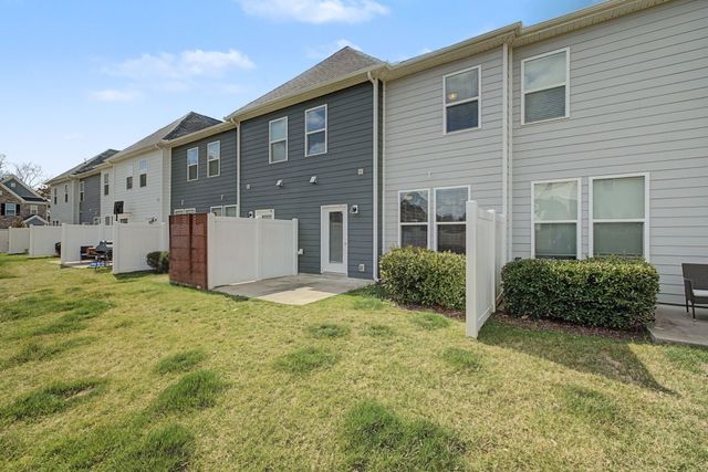 3314 Deerchase Cir, Murfreesboro, TN 37129