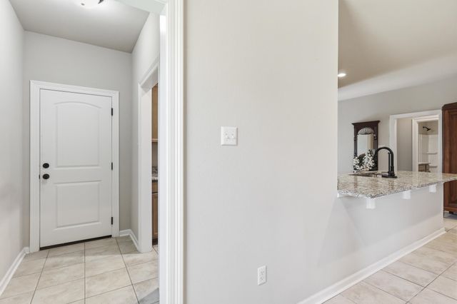 303 Settlers Run Drive, Thibodaux, LA 70301