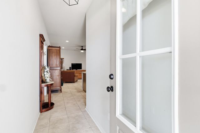 303 Settlers Run Drive, Thibodaux, LA 70301