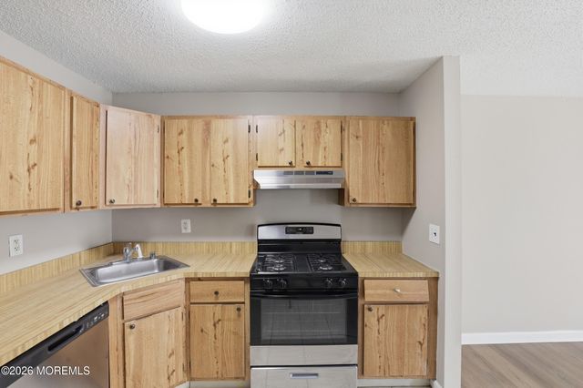 10-5 Boise Court, Freehold, NJ 07728