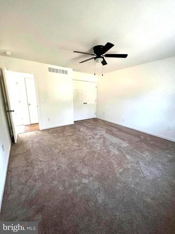 1020 DOCKSER DR, Crownsville, MD 21032