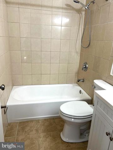 1020 DOCKSER DR, Crownsville, MD 21032