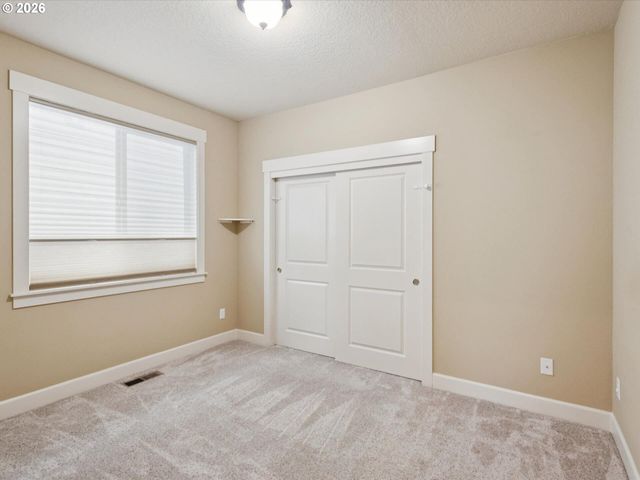 2304 N 4TH Way, Ridgefield, WA 98642