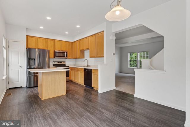 1168 BLUE BIRD LN #24, York, PA 17402