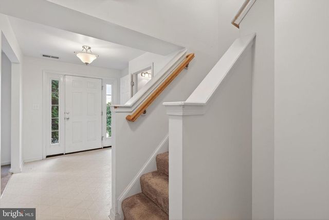 1168 BLUE BIRD LN #24, York, PA 17402