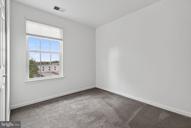 1168 BLUE BIRD LN #24, York, PA 17402