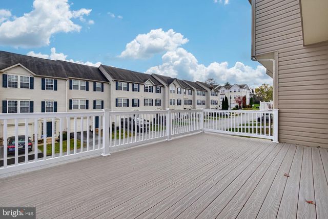 1168 BLUE BIRD LN #24, York, PA 17402