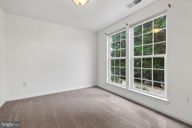 1168 BLUE BIRD LN #24, York, PA 17402