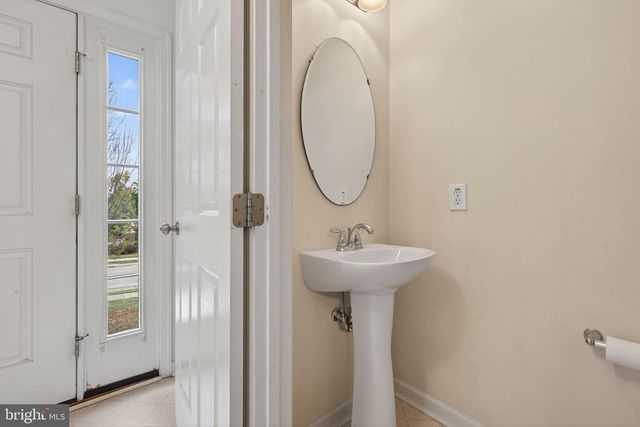 1168 BLUE BIRD LN #24, York, PA 17402