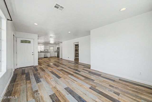708 E NORTHVIEW Avenue, Phoenix, AZ 85020