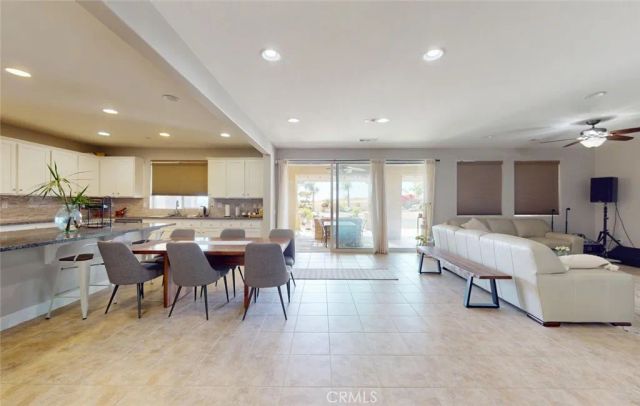 17465 Fairbreeze, Riverside, CA 92504
