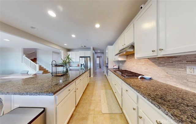 17465 Fairbreeze, Riverside, CA 92504