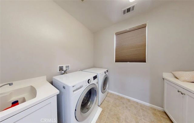 17465 Fairbreeze, Riverside, CA 92504