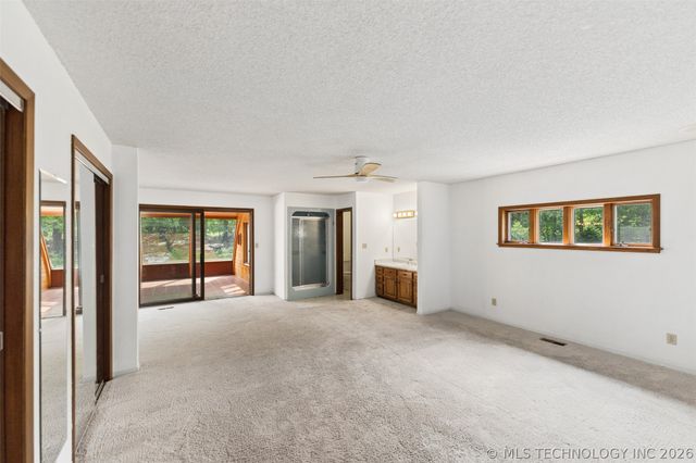 35 Chickasaw Road, Sand Springs, OK 74063