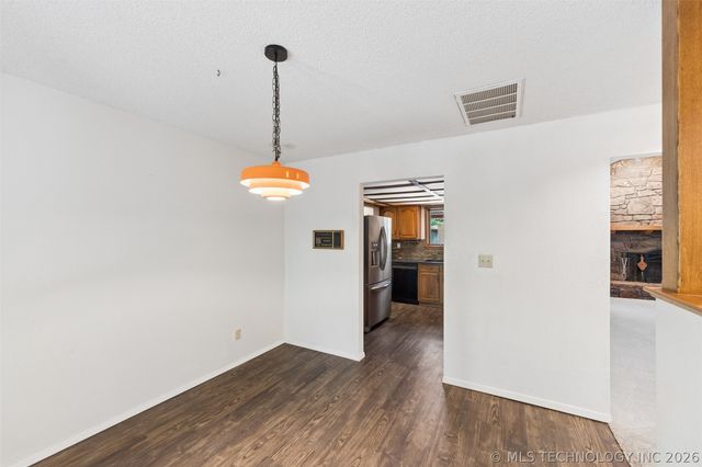 35 Chickasaw Road, Sand Springs, OK 74063