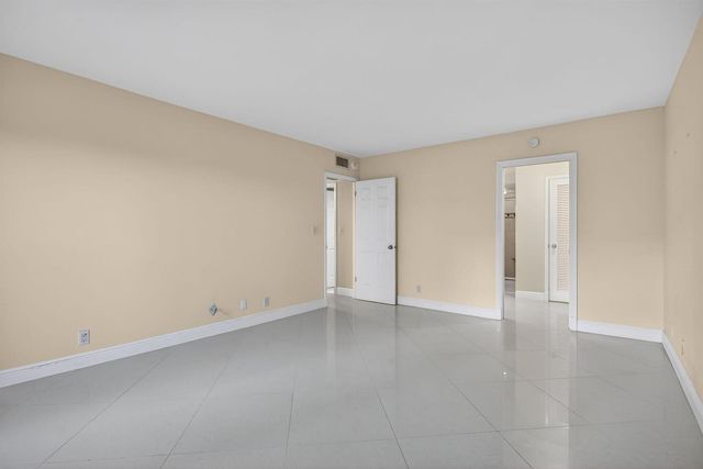 405 N Ocean Boulevard 208, Pompano Beach, FL 33062