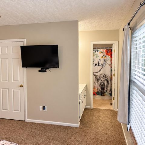 704 W Aberdeen Drive, Trenton, OH 45067