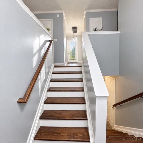 704 W Aberdeen Drive, Trenton, OH 45067