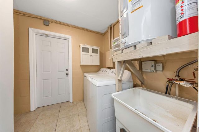 5711 92ND AVENUE N, Pinellas Park, FL 33782