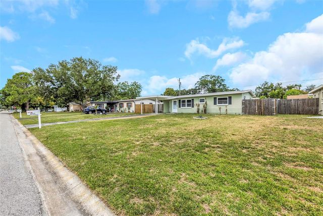 5711 92ND AVENUE N, Pinellas Park, FL 33782
