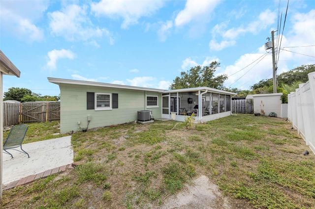 5711 92ND AVENUE N, Pinellas Park, FL 33782
