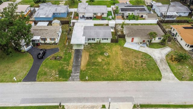 5711 92ND AVENUE N, Pinellas Park, FL 33782