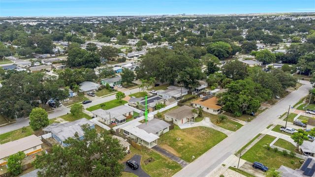 5711 92ND AVENUE N, Pinellas Park, FL 33782