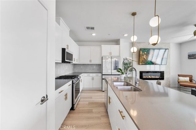 303 Sweet Place, Fallbrook, CA 92028