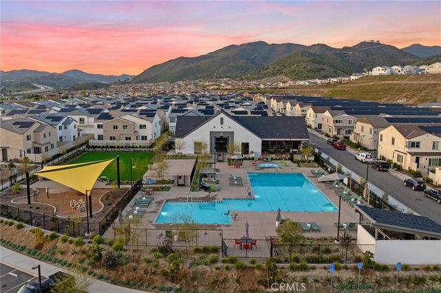 303 Sweet Place, Fallbrook, CA 92028