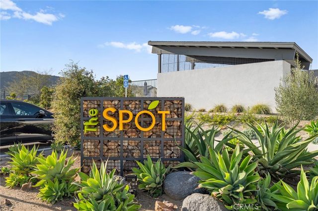 303 Sweet Place, Fallbrook, CA 92028