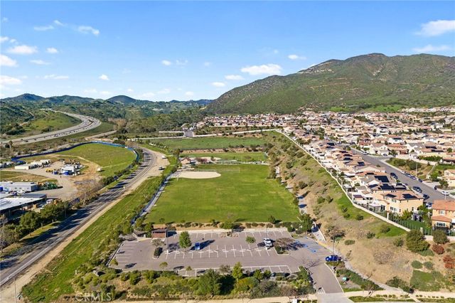 303 Sweet Place, Fallbrook, CA 92028