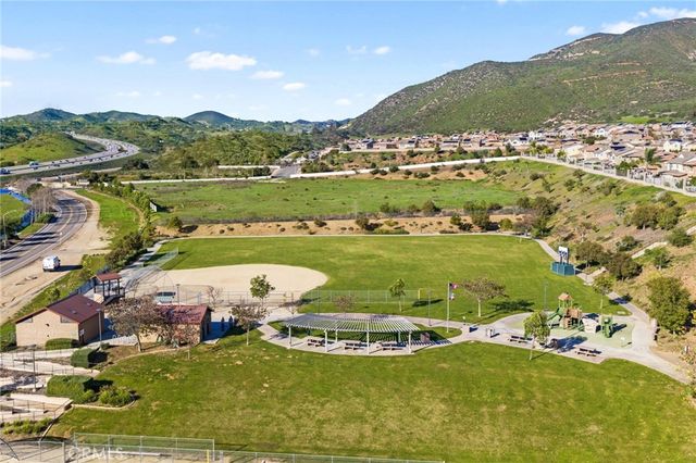 303 Sweet Place, Fallbrook, CA 92028