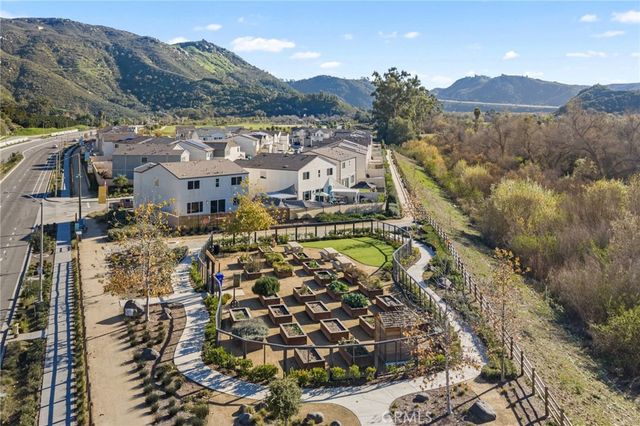 303 Sweet Place, Fallbrook, CA 92028