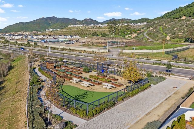 303 Sweet Place, Fallbrook, CA 92028