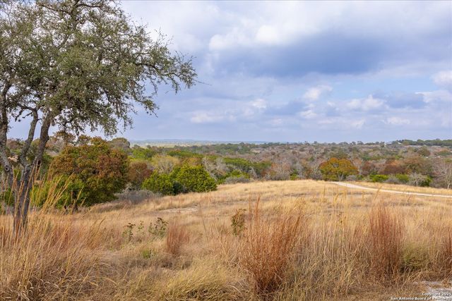 127 Camp Alzafar, Boerne, TX 78006