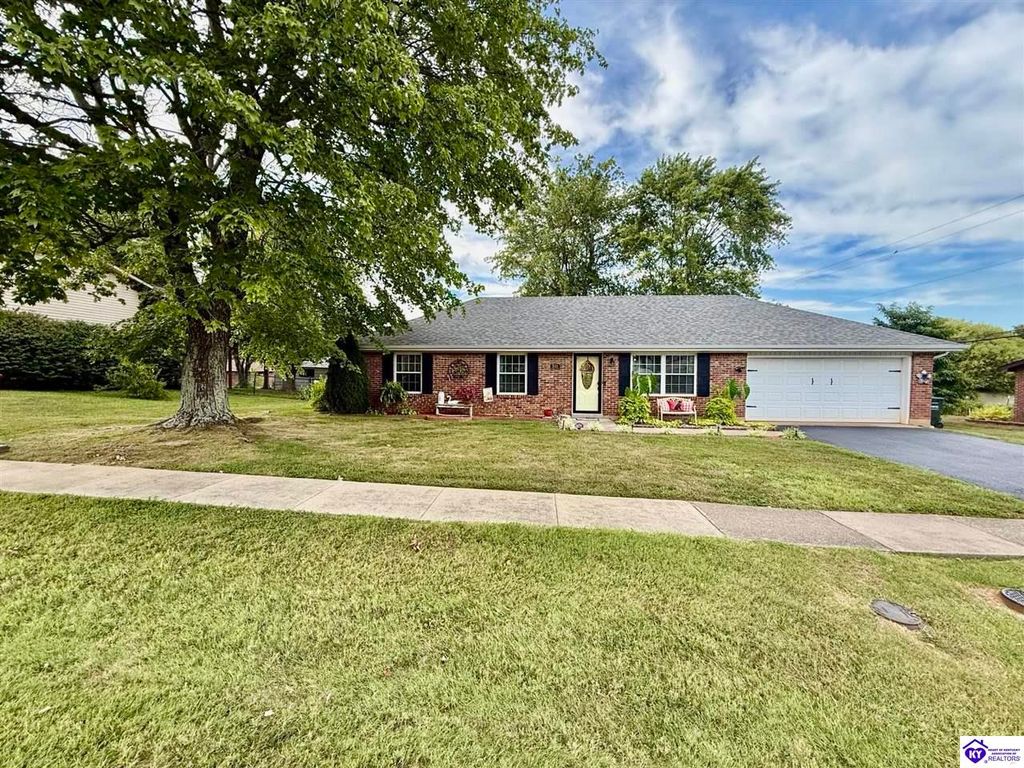 511 Pearman Avenue, Radcliff, KY 40160