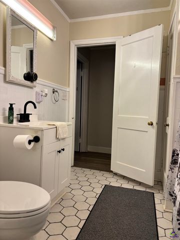 201 Vinson Street, Byron, GA 31008