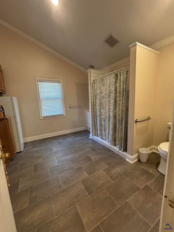 201 Vinson Street, Byron, GA 31008