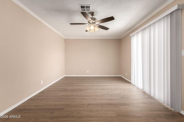 3136 W VOLTAIRE Avenue, Phoenix, AZ 85029